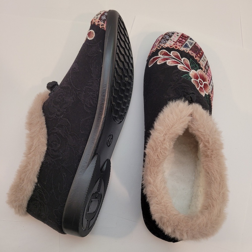 Lian Women Size 11 Black Traditional Chinese Embroidered Floral Slipper Mules - Picture 9 of 9